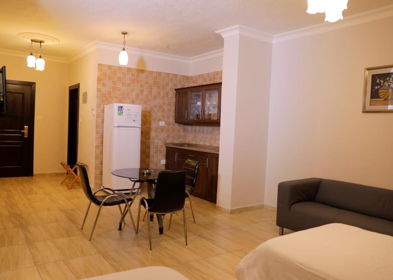 Abu Alsoud Hotel Amman Buitenkant foto